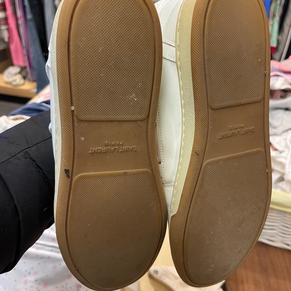 Saint Laurent Ski Shearling High-Top Sneakers - Picture 11 of 11